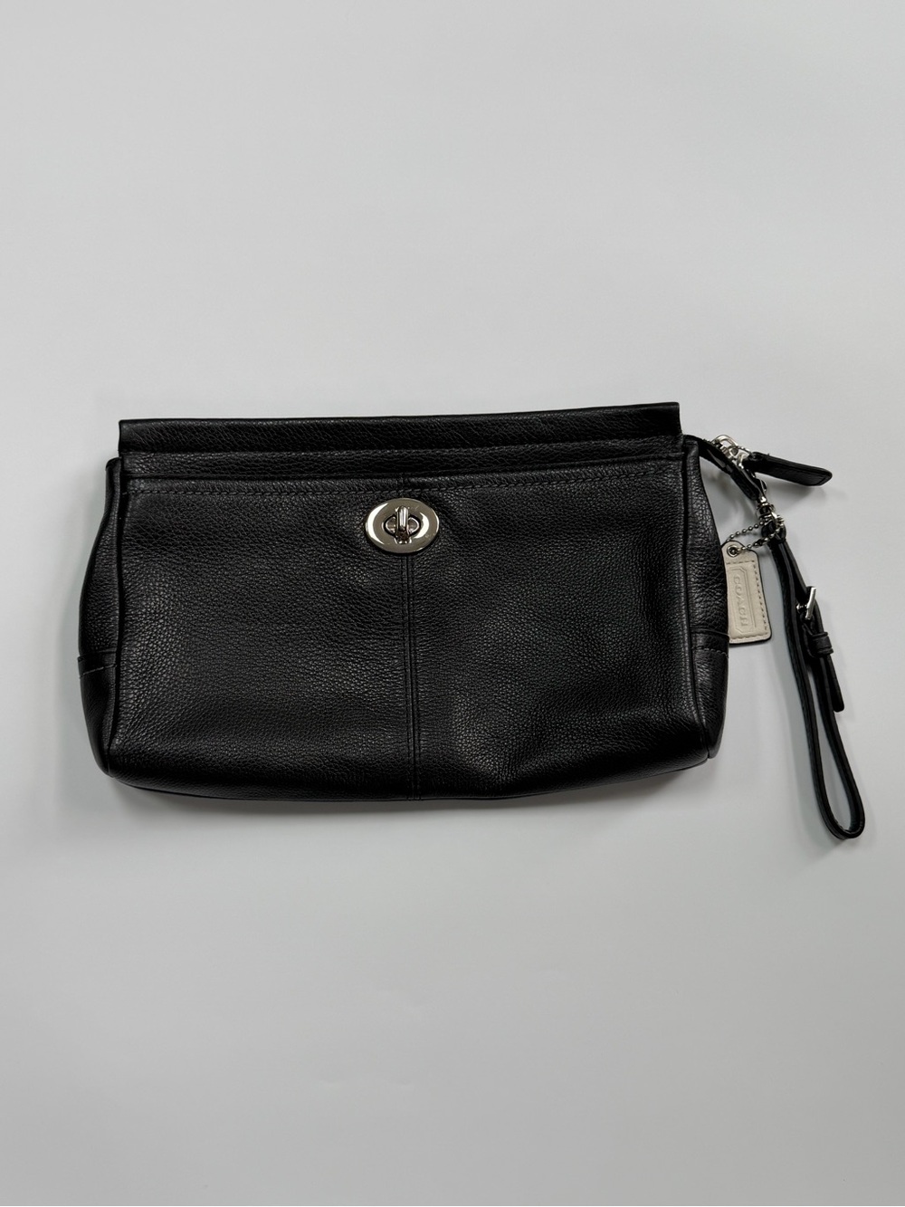 Coach Park leather large clutch in pebble black leather style F49481